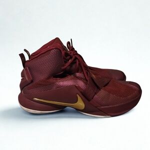 Labron James Soldier Nikes Maroon And Gold Men's Size 9.5